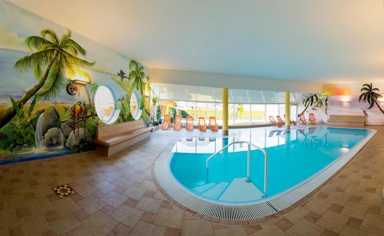 Hotel Waidachhof Кёссен Экстерьер фото