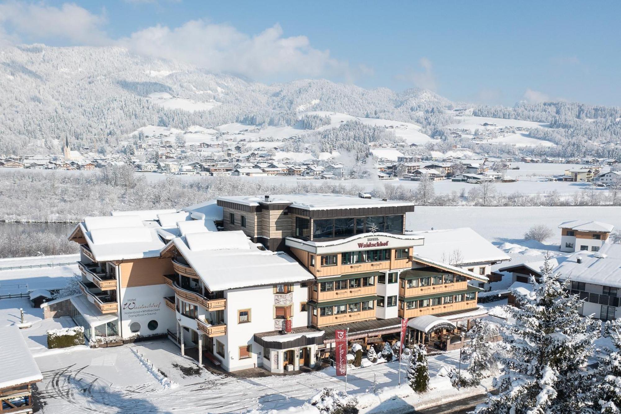 Hotel Waidachhof Кёссен Экстерьер фото