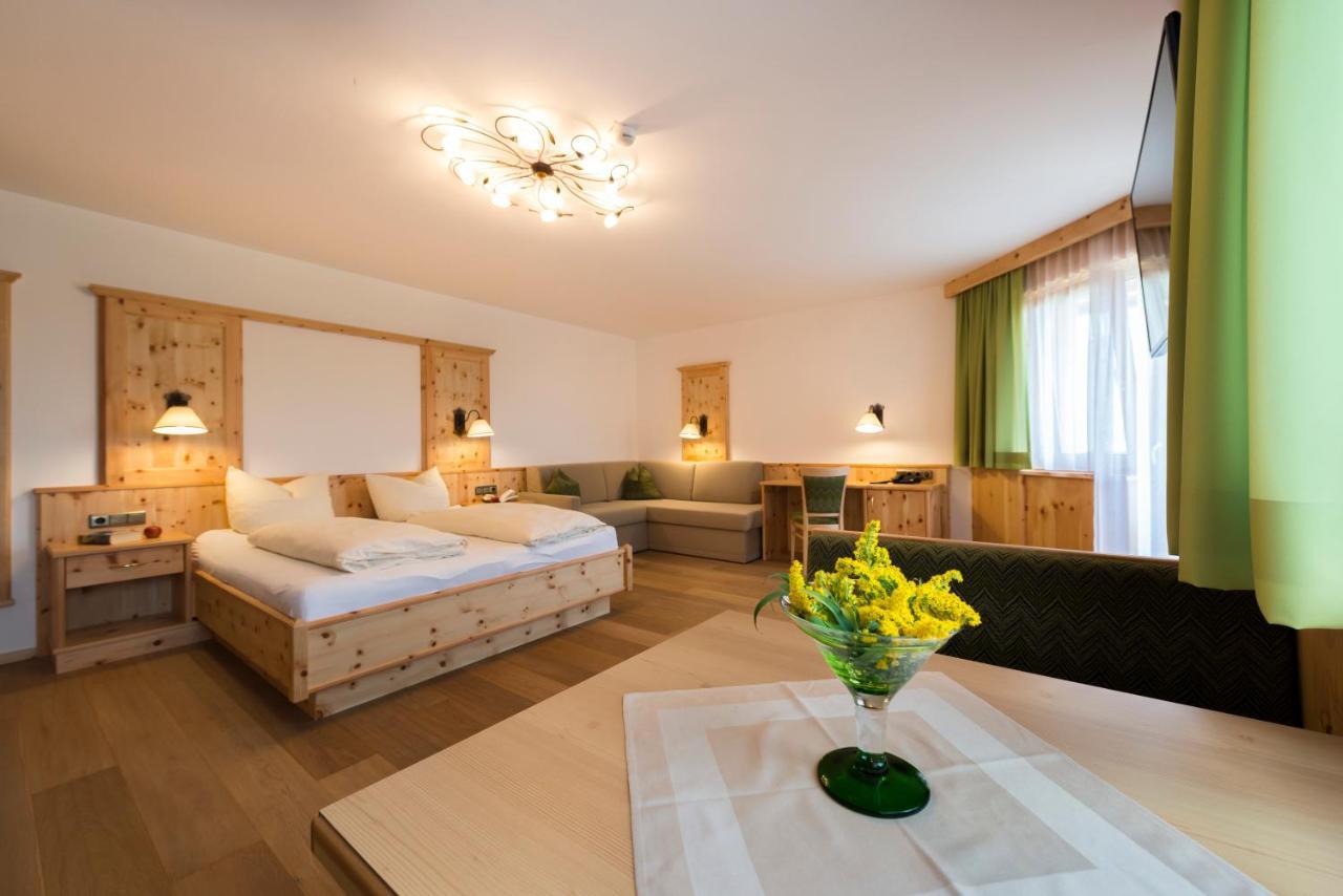 Hotel Waidachhof Кёссен Экстерьер фото
